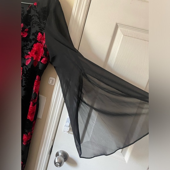 Connected Apparel Velvet Floral Bell Sleeve Mini Dress 14 Whimsigoth Witchy Boho - Picture 4 of 9